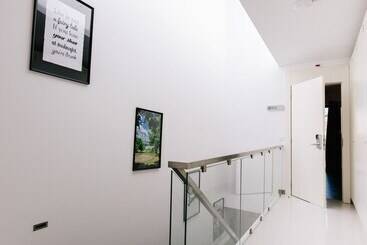 Lisbon South Hostel