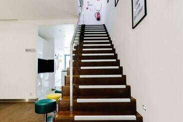 Lisbon South Hostel