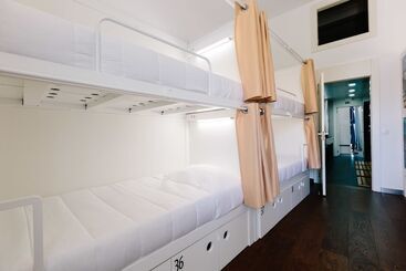 Lisbon South Hostel