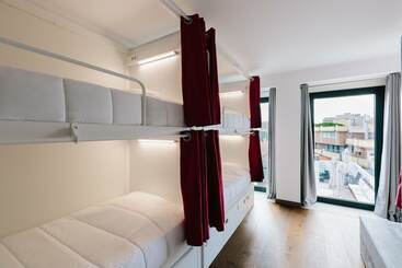 Lisbon South Hostel