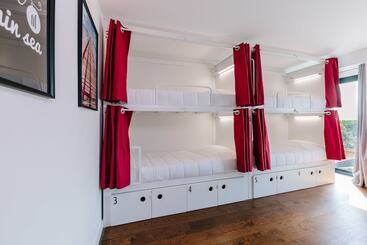 Lisbon South Hostel