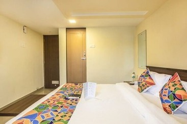 هتل Fabexpress Silver Lake   Nr Bkc