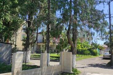 پانسیون Guest House Family