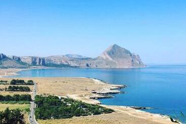 تختخواب و صبحانه L'isola Del Sole