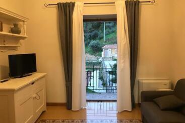 هتل Villa Tecla