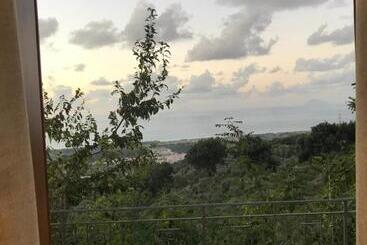هتل Villa Tecla