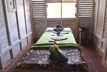 استراحتگاه Ayurvie Weligama  Ayurvedic Retreat By Thema Collection