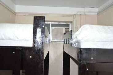 پانسیون Swiss Hostel