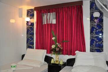 پانسیون Swiss Hostel