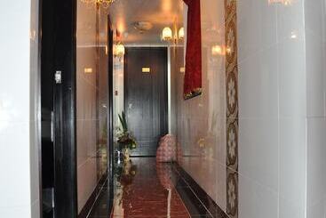 پانسیون Swiss Hostel