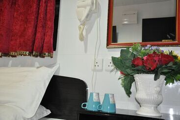 پانسیون Swiss Hostel