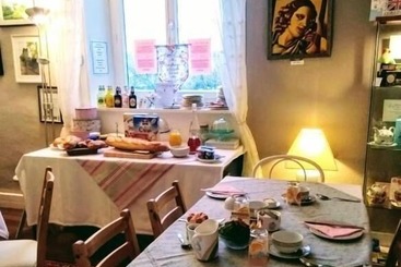 تختخواب و صبحانه Maison Du Moulinassou