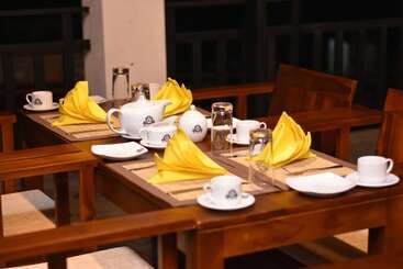 هتل Asian Grand