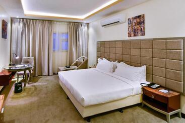 Golden Dune Hotel Turaif