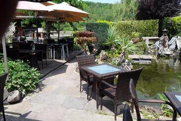 هتل Le Jardin Du Thé Bord De La Meuse