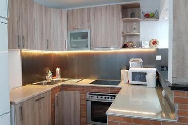 پانسیون Lakeview Rest Home