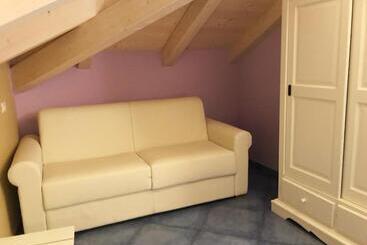 پانسیون Residenza Vinci Room & Suite