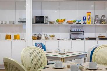 ペンション Suite Home Pinares