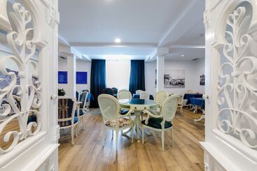 ペンション Suite Home Pinares