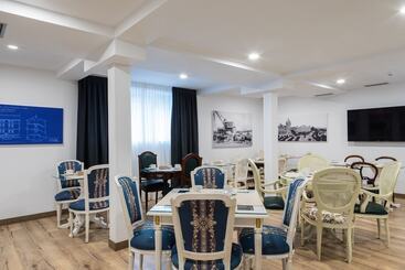 ペンション Suite Home Pinares