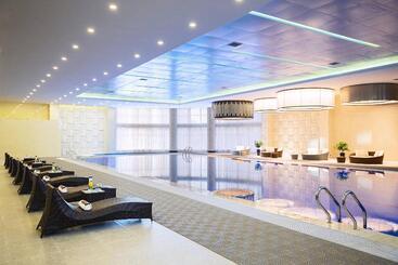 هتل Renaissance Shenyang West