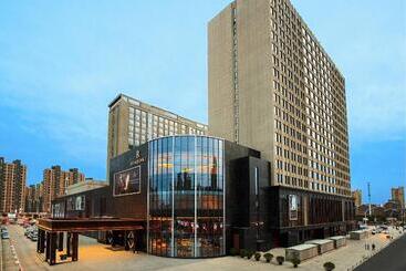 هتل Renaissance Shenyang West