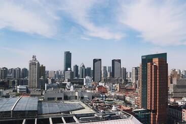 هتل The Shanghai Edition