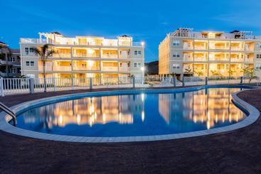 هتل آپارتمان Imperial Bay Residences