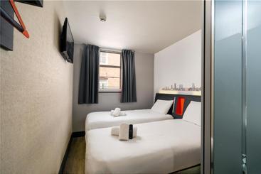Easyhotel Leeds
