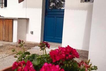 هتل Chez Benat