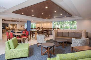 ホテル Holiday Inn Express Chelmsford, An Ihg