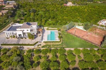 هتل Villa Landolina