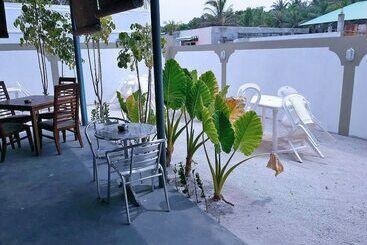 پانسیون Fanhaa Maldives