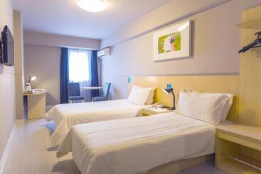هتل Jinjiang Inn Select Fanchang Darunfa Square