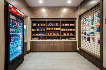 هتل La Quinta By Wyndham Buffalo Amherst