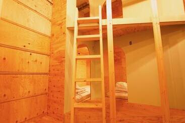 پانسیون Ishigaki Guesthouse Hive