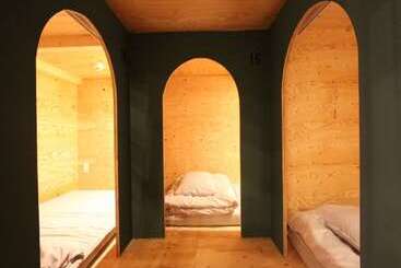پانسیون Ishigaki Guesthouse Hive