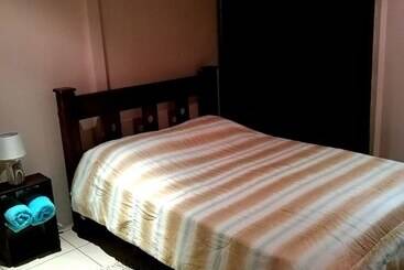 پانسیون Bamboo House La Fortuna