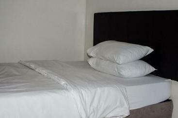 پانسیون Upi Guesthouse