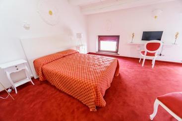 هتل Villa Marini Trevisan