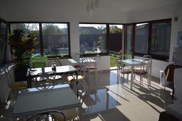 Pensiunea Casa Zece