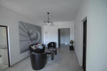 Pensiunea Casa Zece