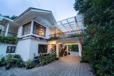 تختخواب و صبحانه Coffee And Pepper Plantation Homestay