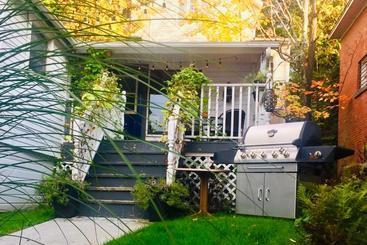 بنسيون Loft Des Suites North Hatley