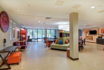 هتل Home2 Suites By Hilton Hilton Head