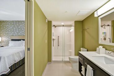 هتل Home2 Suites By Hilton Hilton Head