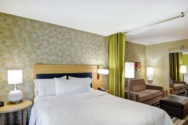 هتل Home2 Suites By Hilton Hilton Head