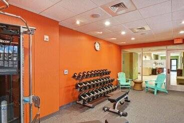 هتل Home2 Suites By Hilton Hilton Head