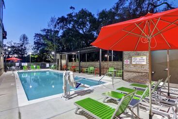 هتل Home2 Suites By Hilton Hilton Head