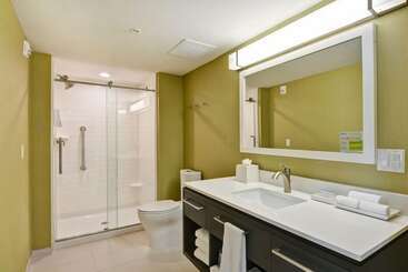 هتل Home2 Suites By Hilton Hilton Head